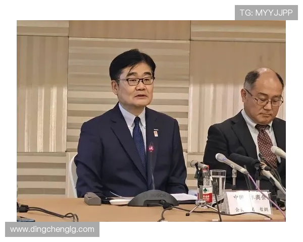 球员商业代言合同曝光引发收入讨论聚焦行业透明度与公平竞争