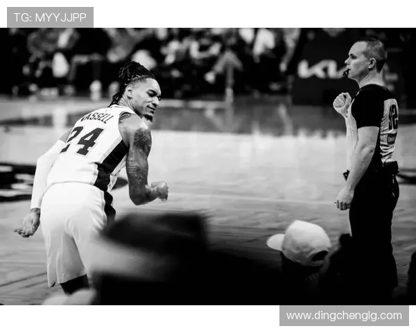 文班和字母哥双双闪耀首周东西部周最佳表现引发热议